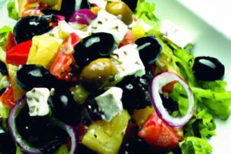 Fresh & Flavorful: Your Ultimate Greek Salad Recipe Guide