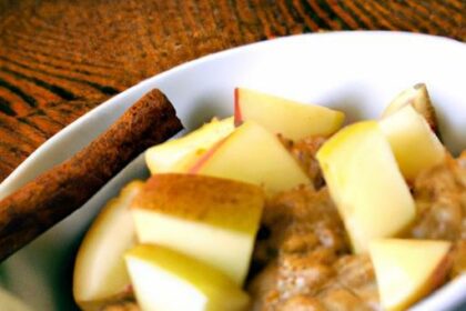 Warm Up Your Morning with This Apple Cinnamon Oatmeal Recipe